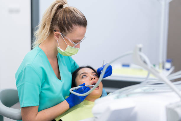Best Emergency Tooth Extraction in Bayside, WI